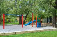 Sandy Bay Holiday Park Hotels in Broadwater