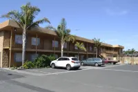 Sphinx Hotel Motel Hotels in Hamlyn Heights