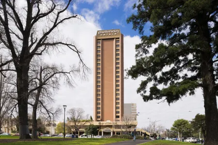 Pullman Melbourne on the Park