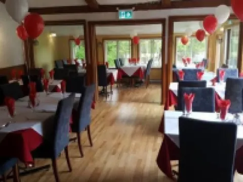 Hôtel du Lac Lenore Hotels in Sainte-Adele