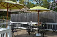 Naomi's Inn Bed & Breakfast