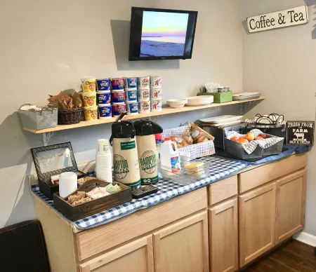 Shorewood Inn Отели в г. Джеймспорт