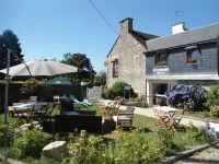 Hôtel-Restaurant le Clos des Hortensias Logis Hôtels à : Bignan