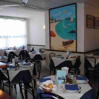 Hotel Astra Dining/Meeting Rooms