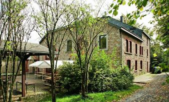 Auberge de Jeunesse de La-Roche Champlon