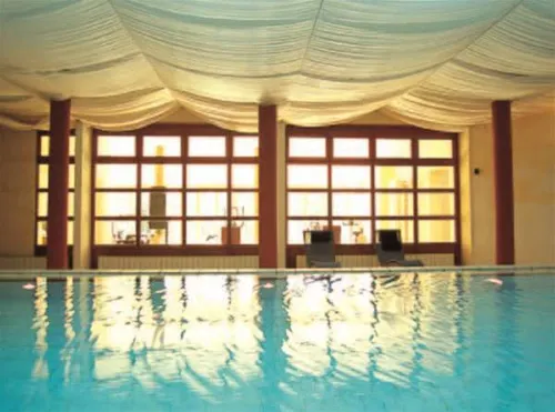 Bio Thermalhotel Falkenhof فنادق في Bad Fussing