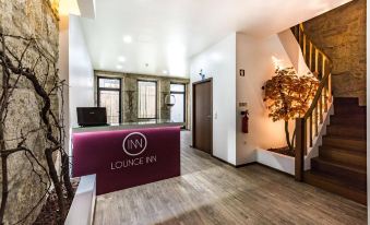 Lounge Inn Guest House