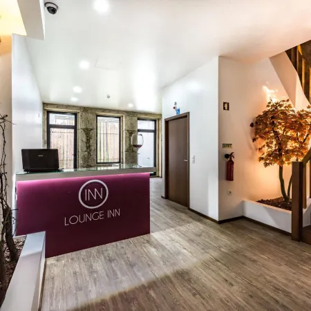 Lounge Inn Guest House Отели рядом с достопримечательностью «Параньос»