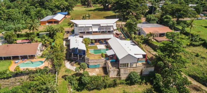 Retreat Seaside Hotels in Port Vila