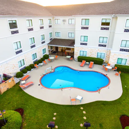 Holiday Inn Express & Suites Greenville by IHG