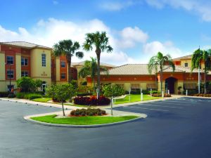 Residence Inn Naples