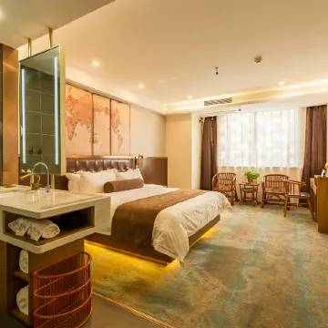 Suji Hotel