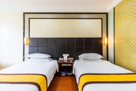 Juya Hotel Отели рядом со станцией Xuwen Railway Station