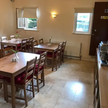 London Gatwick Inn