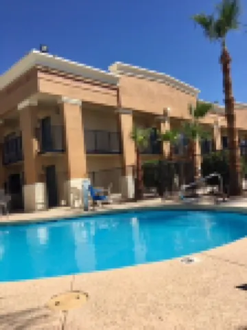 Quality Inn & Suites Near Downtown Mesa