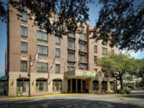 ฮอลิเดย์ อินน์ ซาวานนาห์ ฮิสทอริก ดิสทริกต์ บาย IHG โรงแรมในซาวานนาห์