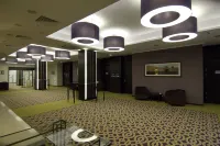 Cort Inn St Petersburg Hotel & Conference Center