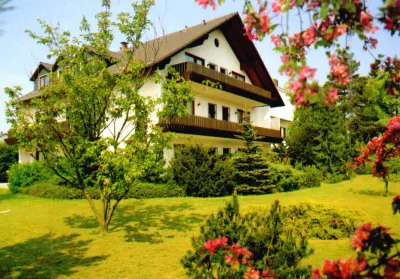 Landhotel Sonneneck - Breuna im Naturpark