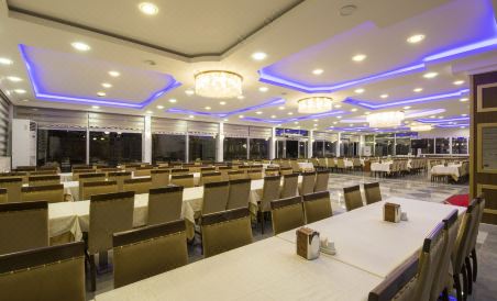 Tarbus Hotel - Housity