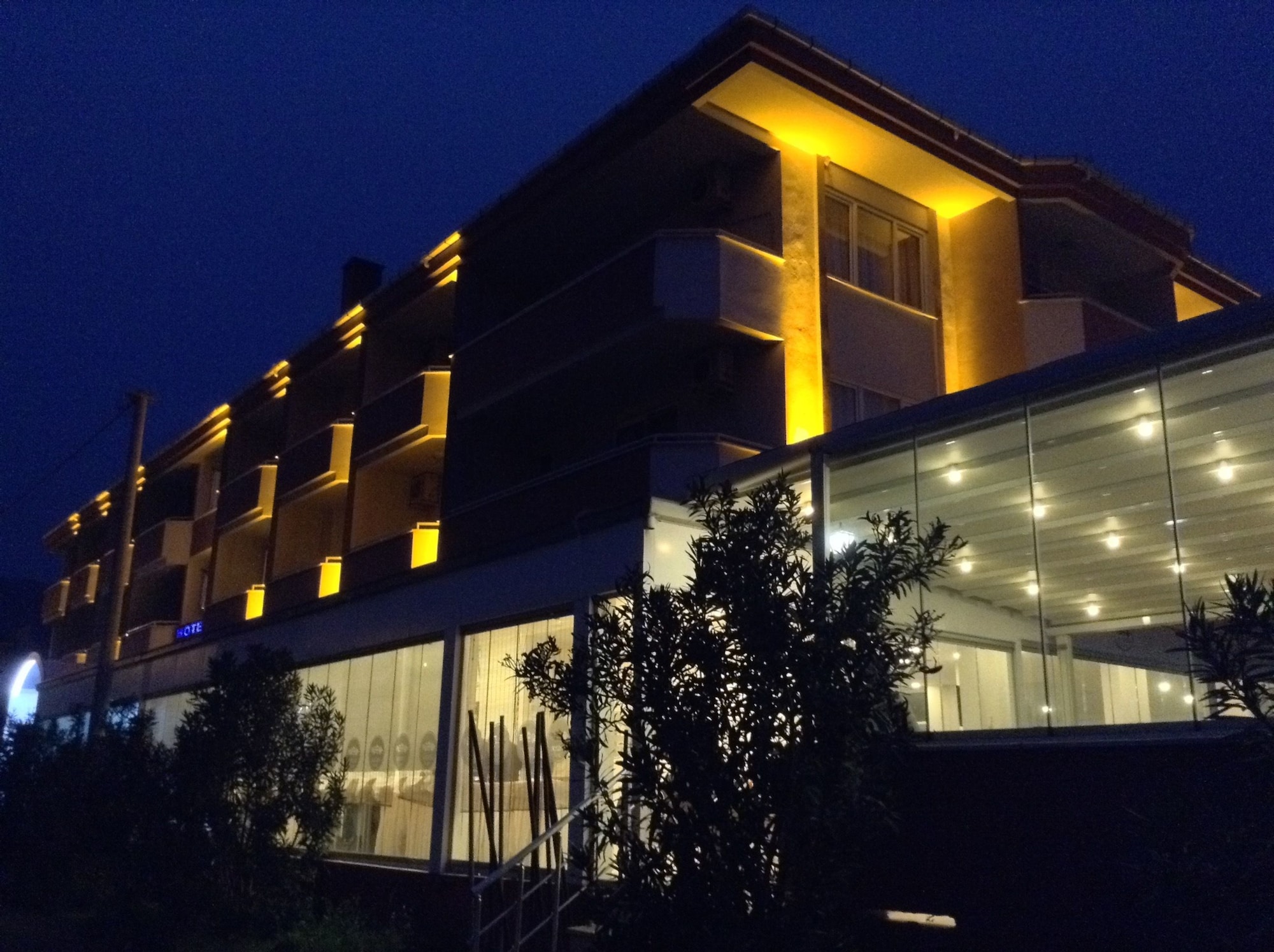 Senam Hotel