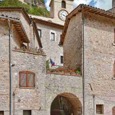 Torre Del Nera Albergo Diffuso & Spa Hotel Exterior