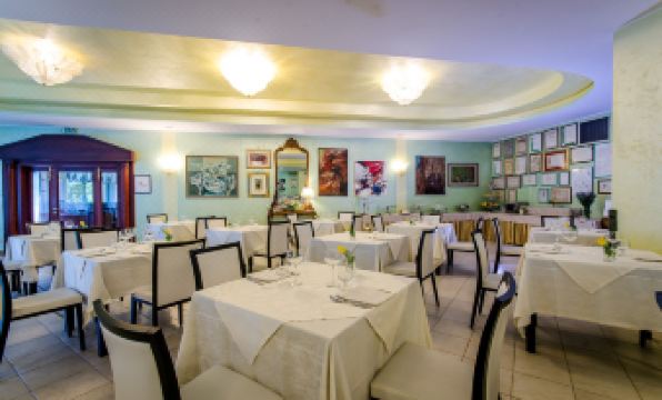 Hotel Santacroce Meeting - Housity