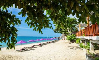 White Sand Samui Resort