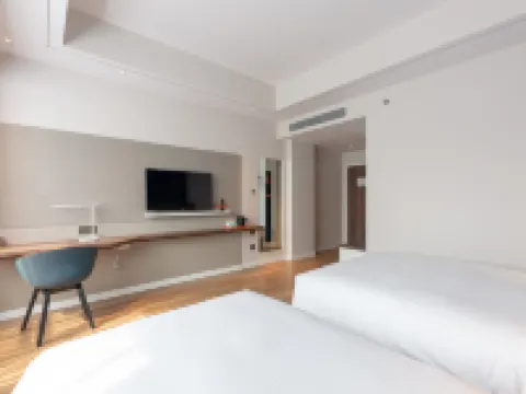 ฮอลิเดย์ อินน์ เอ็กซ์เพรส ซีอาน เบลล์ ทาวเวอร์ บาย IHG โรงแรมในซีอาน