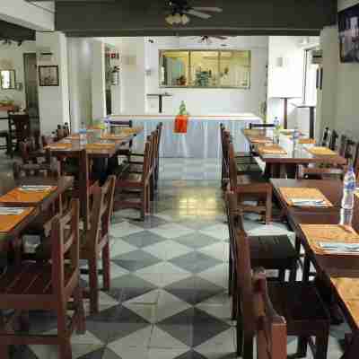 Hotel Yaxactun Dining/Meeting Rooms