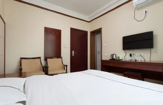 留壩楓葉紅賓館