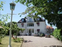 Hotell S:t Olof Hotels near Skogastorps naturreservat