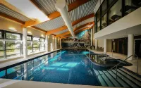 Foxhills Club and Resort- Member of Elegant Hotel Collection - 4-Star