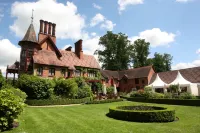 The Five Arrows Hotel Hotels near Mead Open Farm