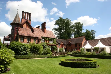 The Five Arrows Hotel Отели в г. Динтон-вит-Форд энд Аптон