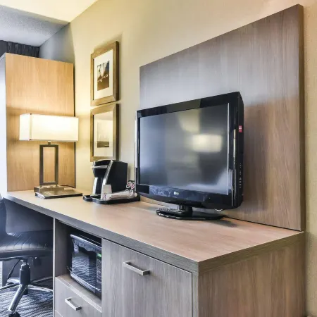 Comfort Inn Aeroport