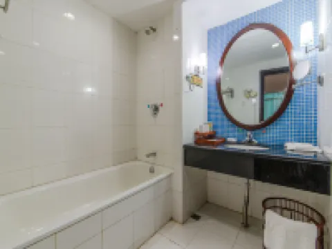 Haiyue International Hotel Hotels in You County
