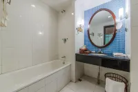 Haiyue International Hotel Hotels in You County