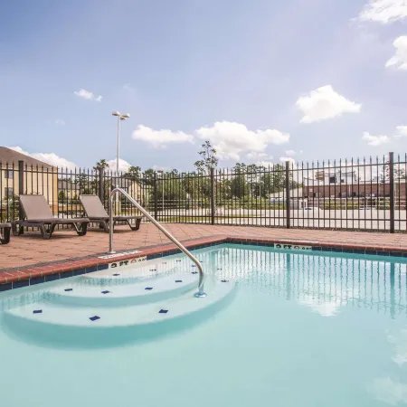 La Quinta Inn & Suites by Wyndham Hattiesburg - I-59