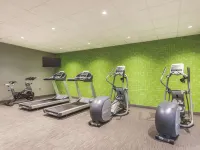 La Quinta Inn & Suites by Wyndham Cincinnati Sharonville - Gym