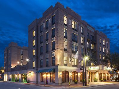 Holiday Inn SAVANNAH HISTORIC DISTRICT by IHG