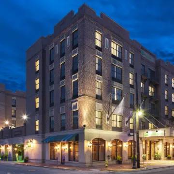 Holiday Inn SAVANNAH HISTORIC DISTRICT by IHG