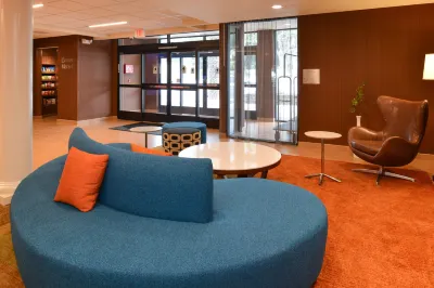 Fairfield Inn & Suites Santa Cruz 산타크루즈 호텔