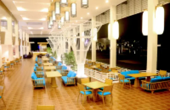 Sandy Beach Non Nuoc Resort