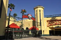 Holiday Inn & Suites Orlando SW - Celebration Area