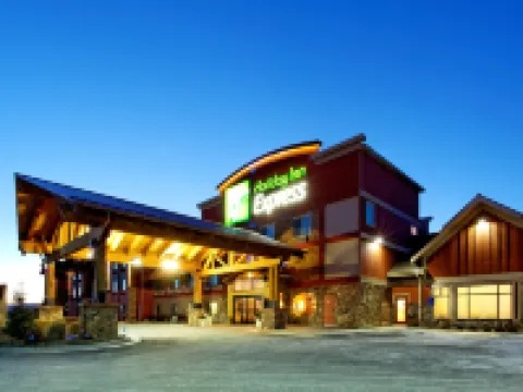 Holiday Inn Express & Suites KALISPELL by IHG Hotels in Kalispell
