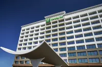 Holiday Inn Alexandria - Carlyle Отели рядом с достопримечательностью «Контрабандс энд Фридмен Семетери Мемориал»