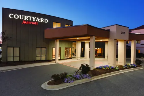 Courtyard Charlotte Airport North Các khách sạn ở Belmont