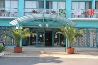 Zefir Hotel Отели в г. Санни-Бич