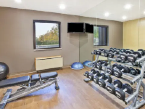 Holiday Inn Express DETROIT-WARREN (GM TECH CTR) by IHG Hotels in Warren