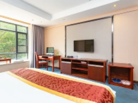 Forest Hot Spring Hotel Hotels in Pu'an